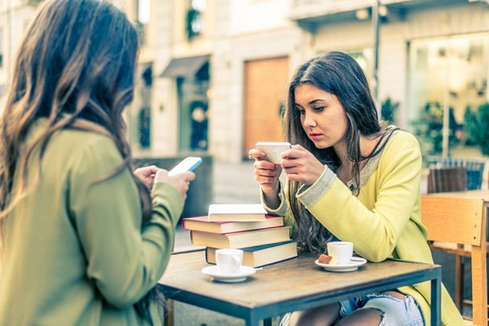 Vício Digital: Usar a internet virou doença pra você? Descubra!