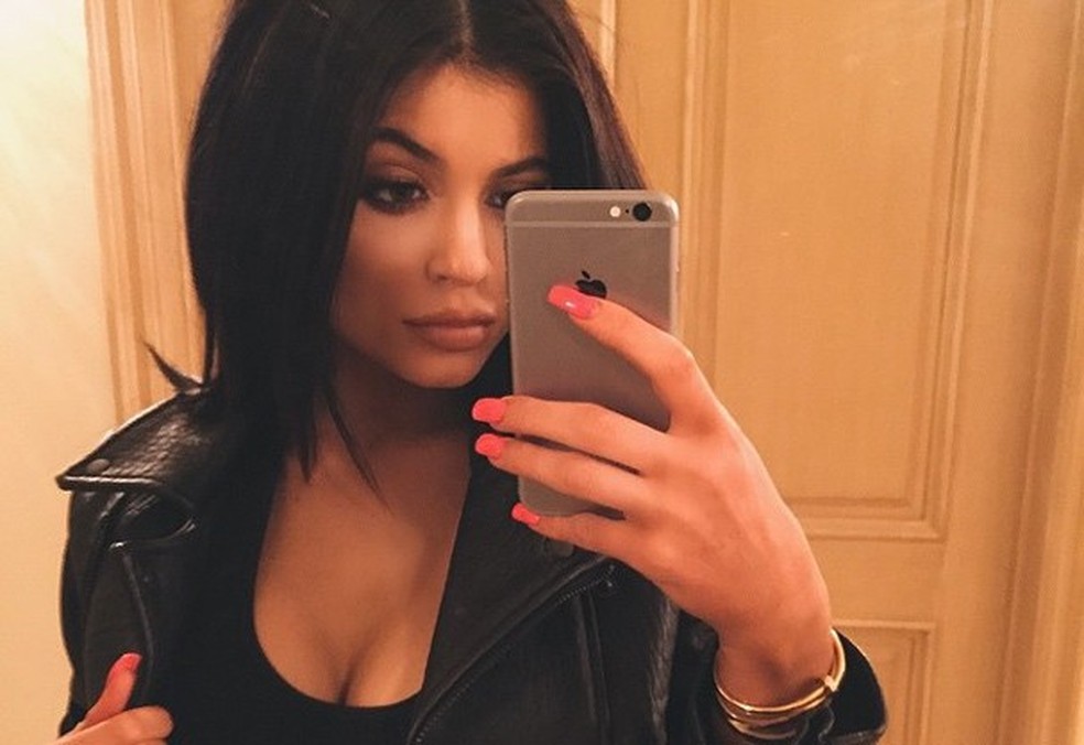 Kylie Jenner: rainha das unhas postiças (Foto: Reprodução/ Instagram) — Foto: Glamour