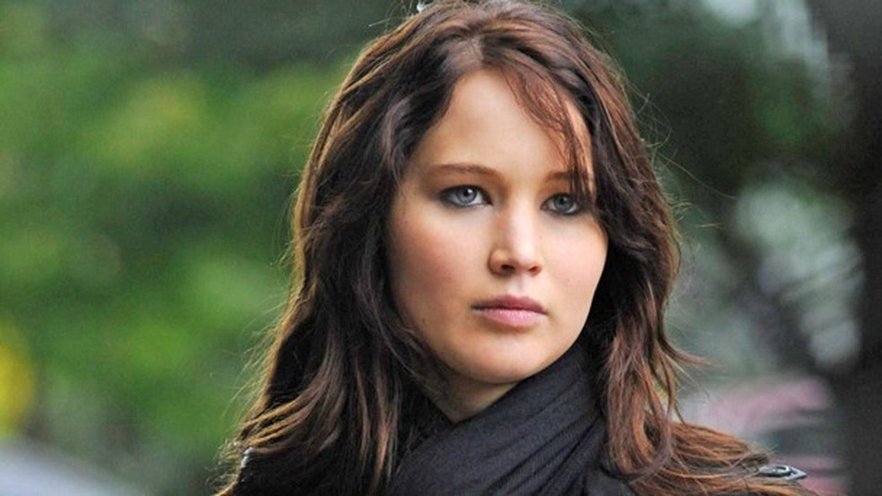 A personagem de Jennifer Lawrence em "O Lado Bom da Vida" sofre de depressão no decorrer do filme (Foto: Reprodução) — Foto: Glamour