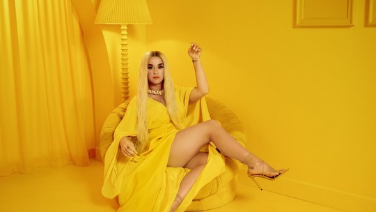 Katy Perry se une a marca de tintas e ao Spotify e desenvolve plataforma que escolhe cores de acordo com sua música favorita