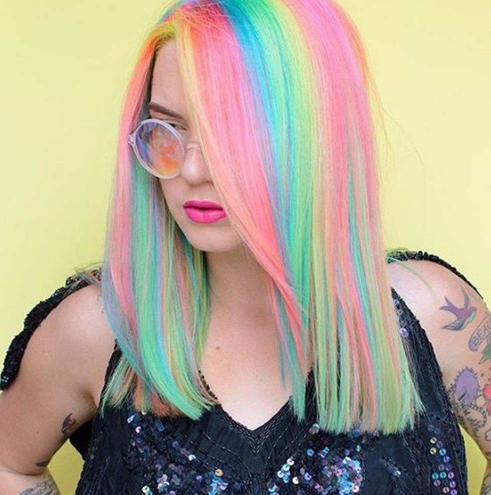 Cabelo Colorido (Foto: Repdoução/Instagram) — Foto: Glamour