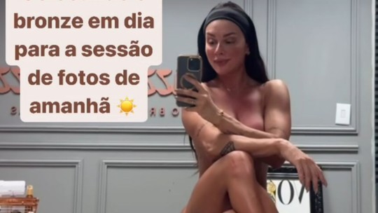 Juju Salimeni faz charme ao tirar foto nua na frente do espelho: "Bronze em dia" Juju Salimeni faz charme ao tirar foto nua na frente do espelho: "Bronze em dia"