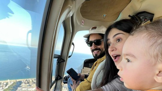 Thaila Ayala e Renato Goés fazem passeio de helicóptero com Francisco: "Apaixonado"