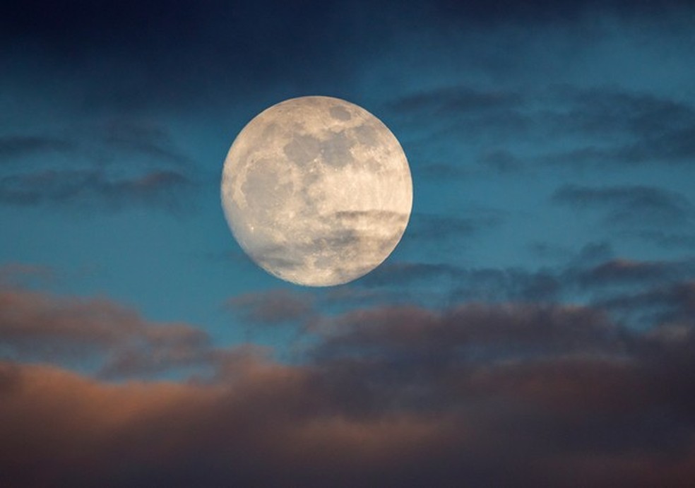 Afinal, o que é a Superlua? E lua rosa? Entenda os fenômenos que acontecem neste mês (Foto: Getty Images) — Foto: Glamour