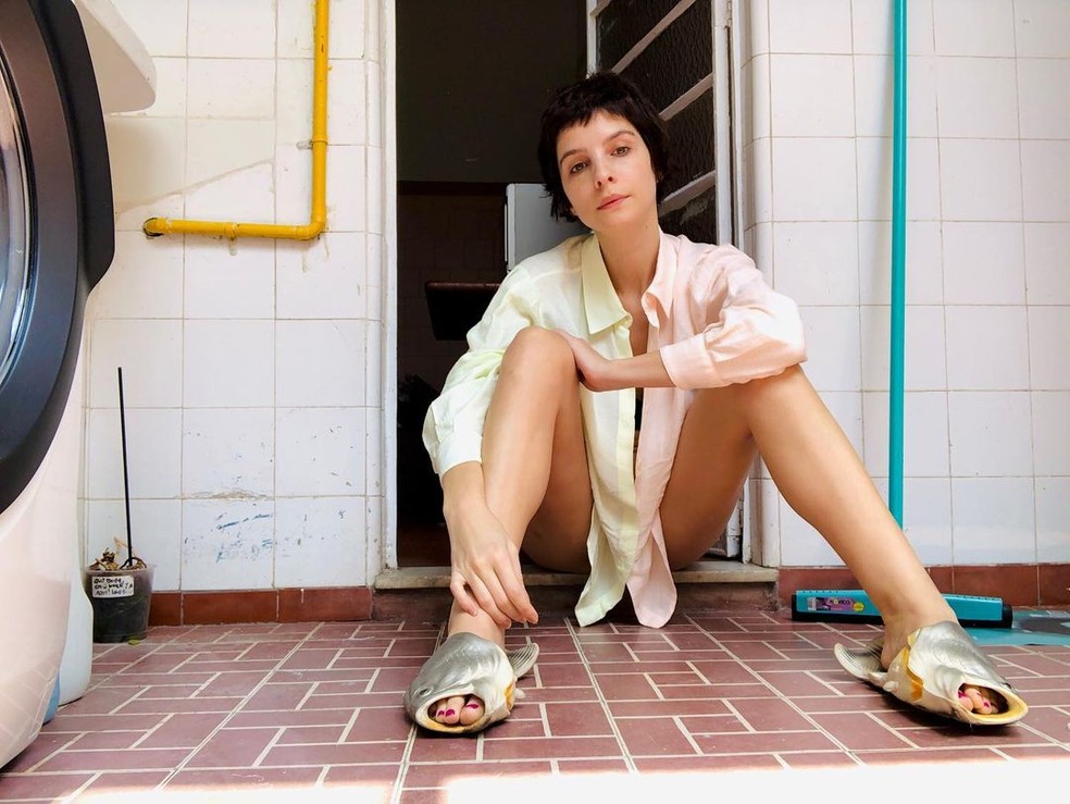 Giselle Batista mostra nova decoração de seu apê