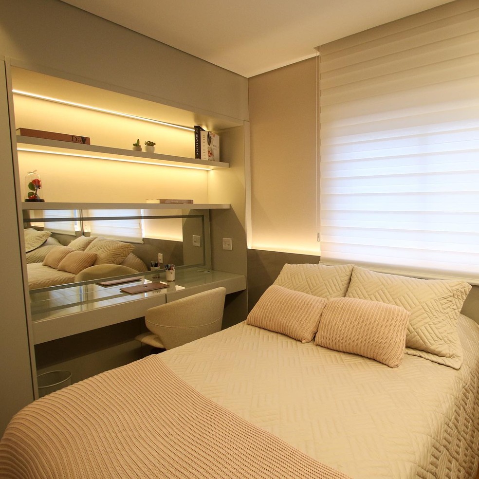 5 soluções práticas da arquitetura para apartamentos pequenos — Foto: Reprodução/Instagram @adrianafariasinteriores