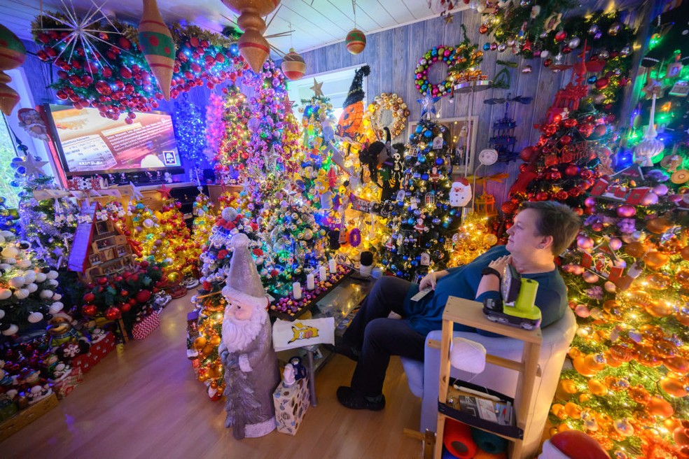 Casal alemão decora casa com 600 árvores e bate recorde mundial — Foto: Getty Images