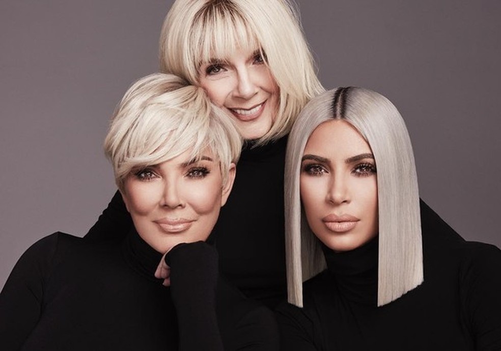 Kris Jenner, M. J e Kim Kardashian (Foto: Reprodução/Instagram) — Foto: Glamour