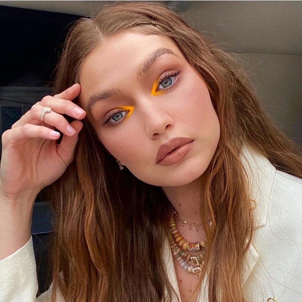 Coloração: essas são as cores que vão bombar em 2022 (Foto: Reprodução/ Instagram @gigihadid) — Foto: Glamour