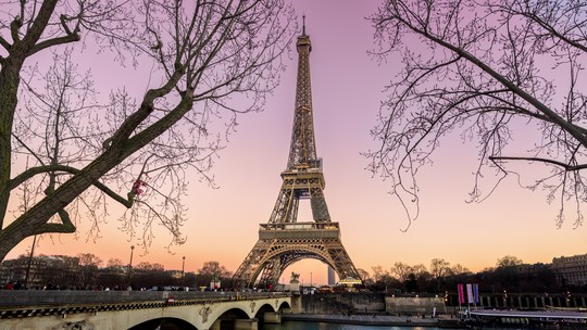 "A gente sempre vai ter Paris" – e os lugares especiais que voltamos nos amores que um dia foram lindos