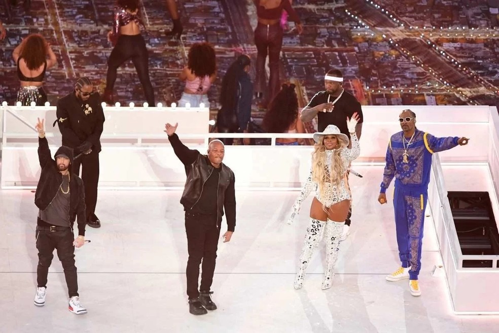 Dr. Dre no palco do Super Bowl 2022 — Foto: Getty Images
