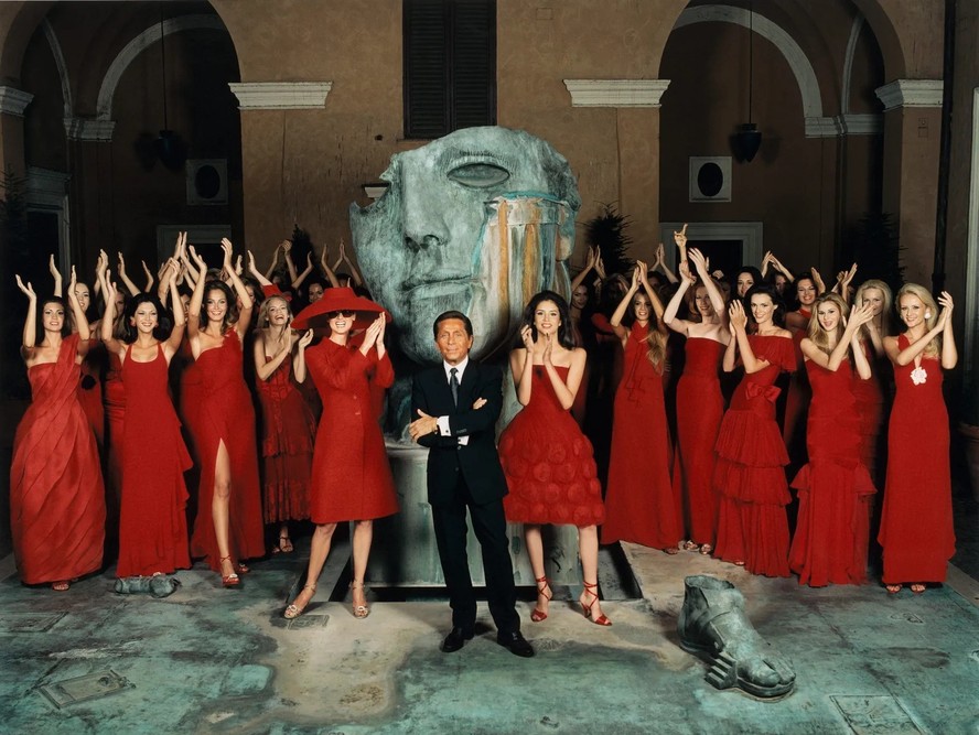Como surgiu o icônico Vermelho Valentino