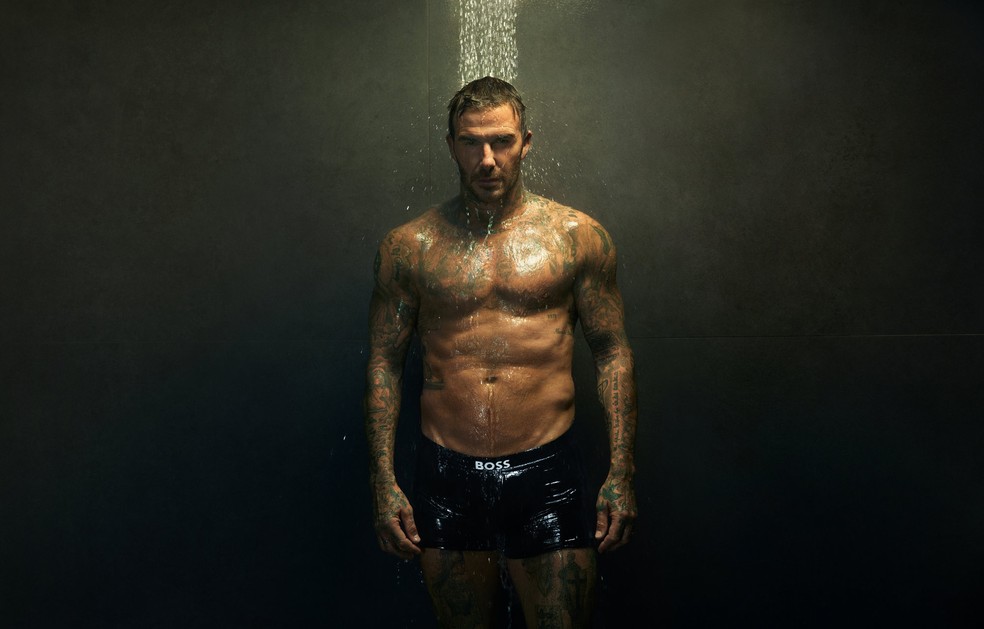 David Beckham chama atenção na coleção de underwear da Boss — Foto: Divulgação Boss| Trey Laird e Mert & Marcus