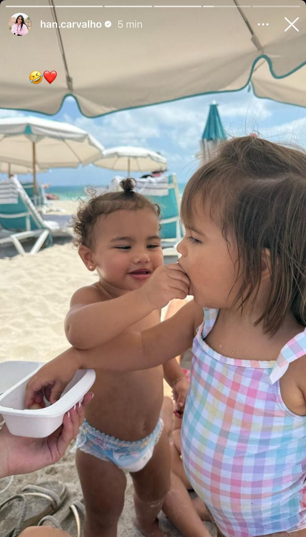 Bruna Biancardi curte dia na praia com a pequena Mavie — Foto: Reprodução/Instagram