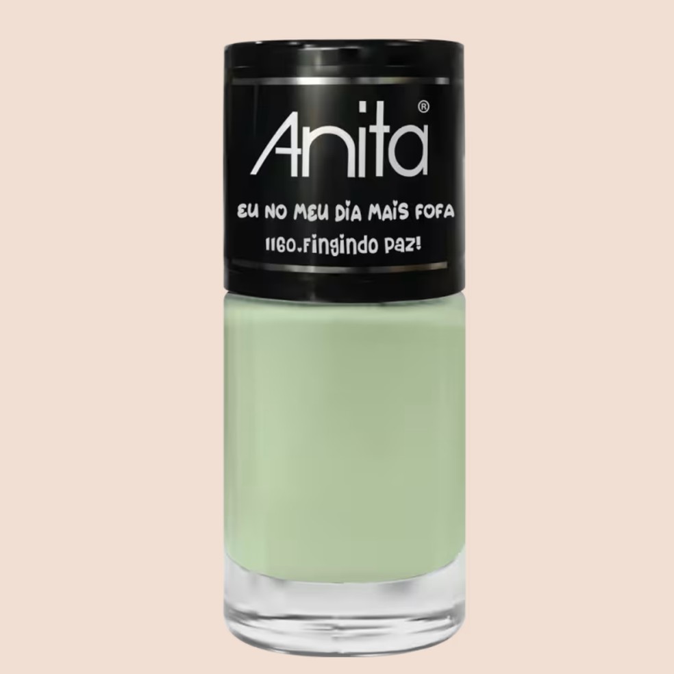 Esmalte Eu No Meu Dia Mais Fofa cor Fingindo Paz!, Anita (R$ 12,58) — Foto: Divulgação