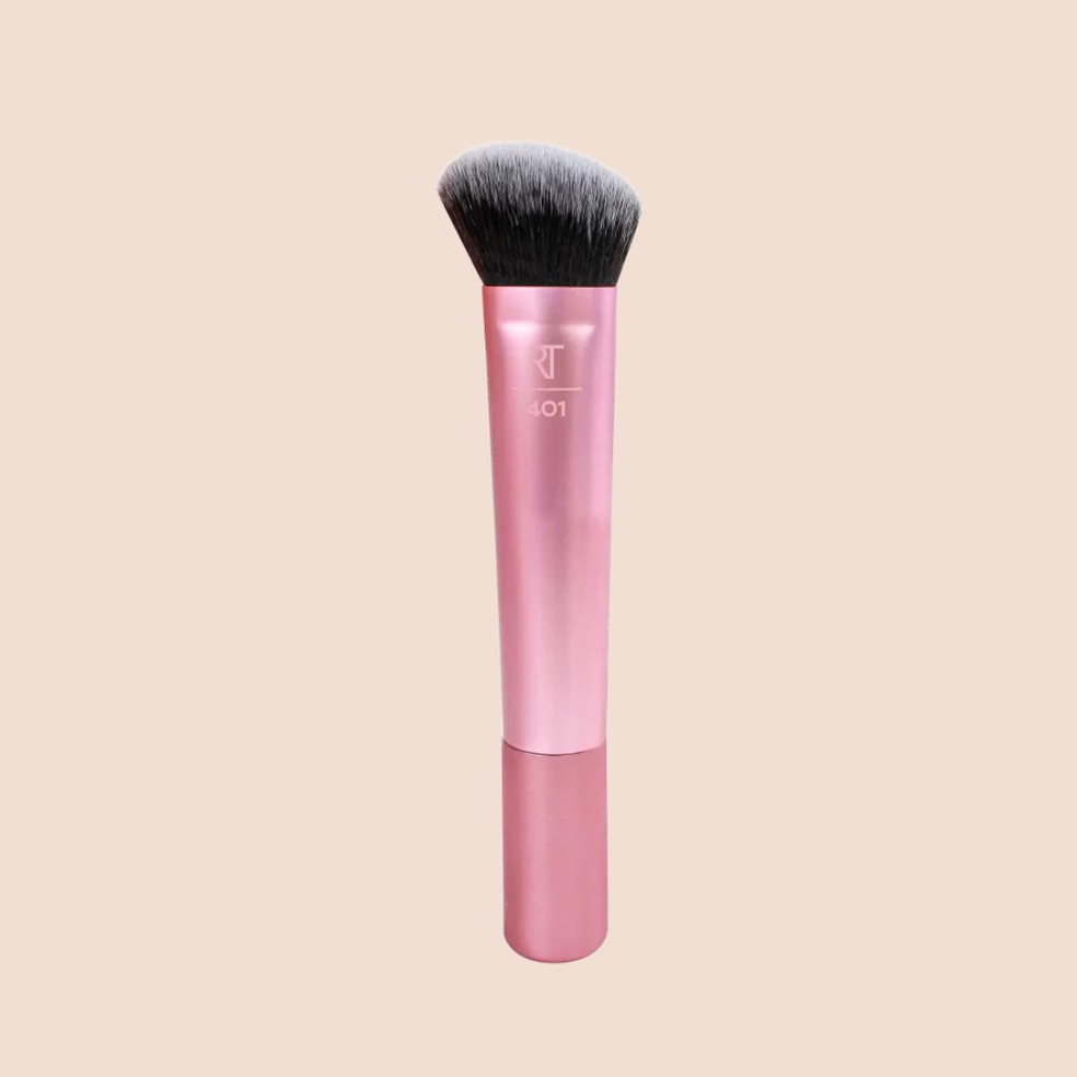 Pincel para contorno Sculpting, da Real Techniques  — Foto: Divulgação