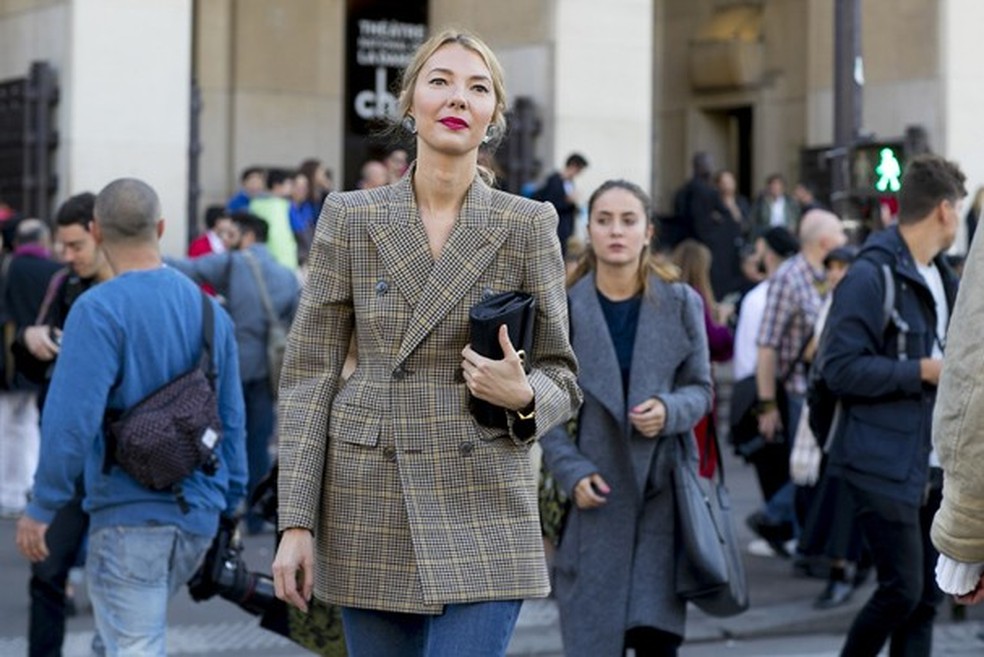 Alfaiataria e inspiração masculina à la Annie Hall são aposta certa no inverno 2017 (Foto: IMaxTree) — Foto: Glamour