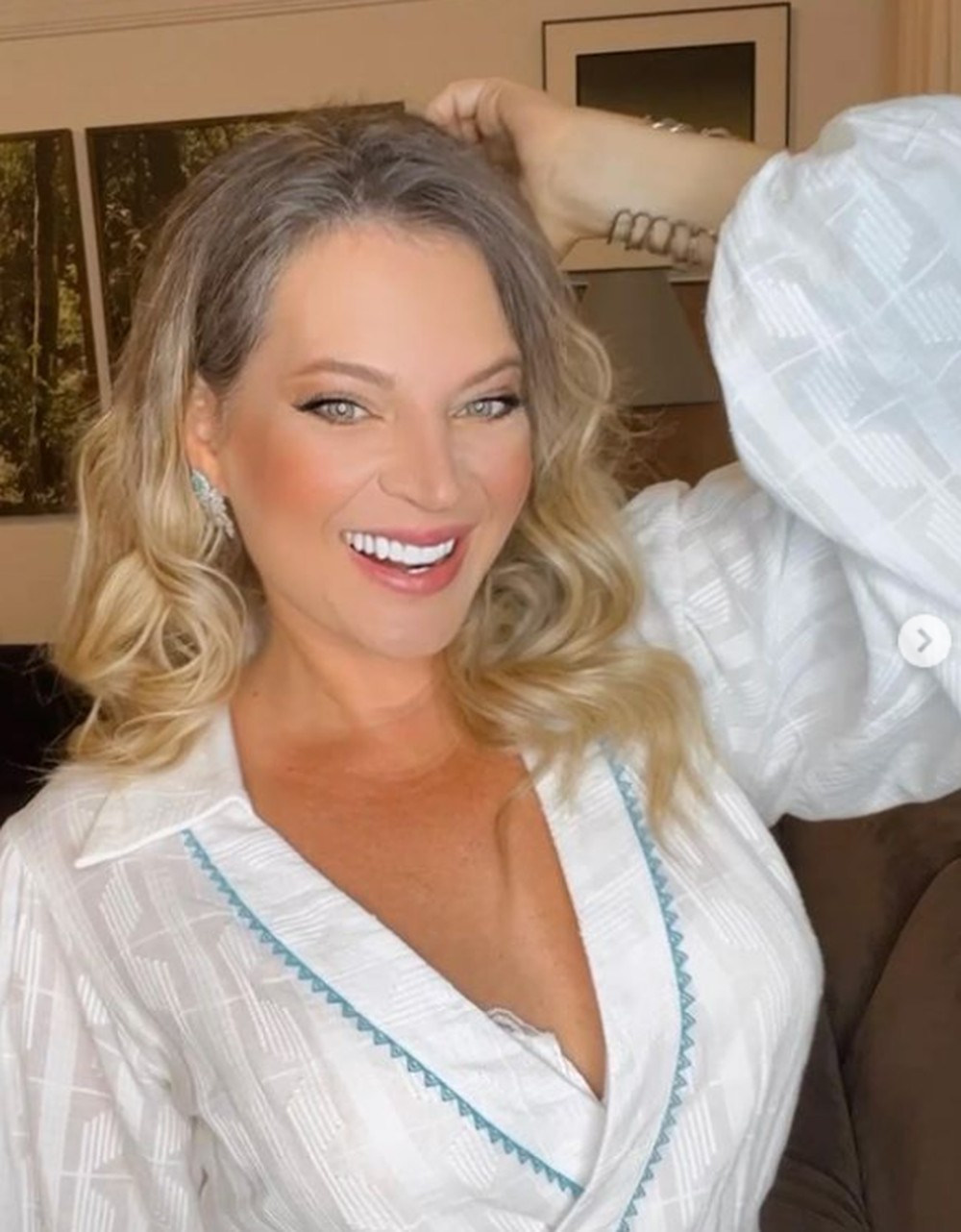 Joice Hasselmann presenteia fãs com cliques: 'Para vocês...'