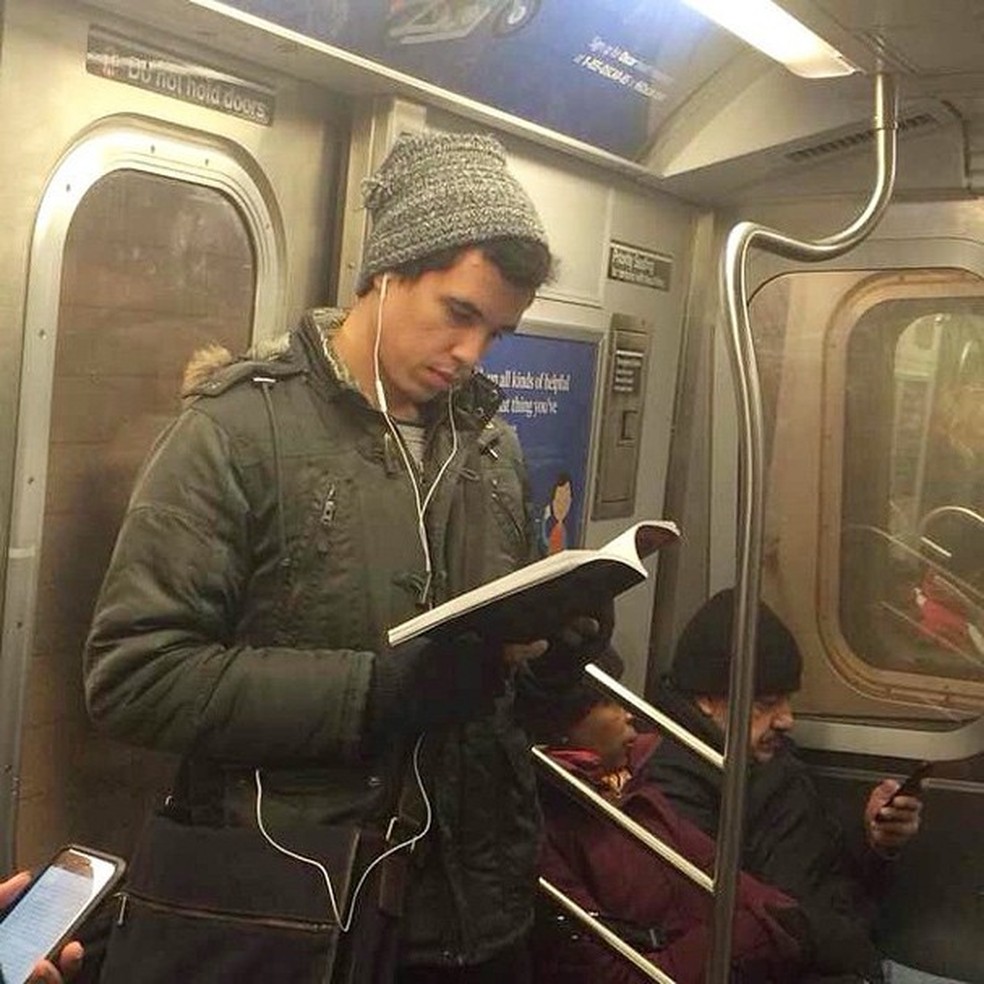 Guapos no metrô de Nova York (Foto: Reprodução/Instagram) — Foto: Glamour
