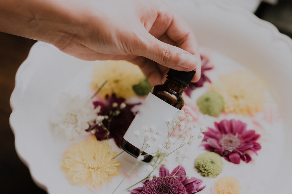 Óleo de Rícino: para que serve o ativo multifuncional (Foto: Unsplash) — Foto: Glamour