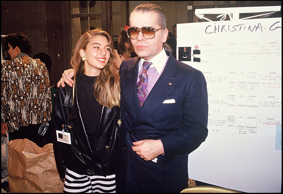Sofia Coppola e Karl Lagerfeld em 1987 — Foto: Getty Images