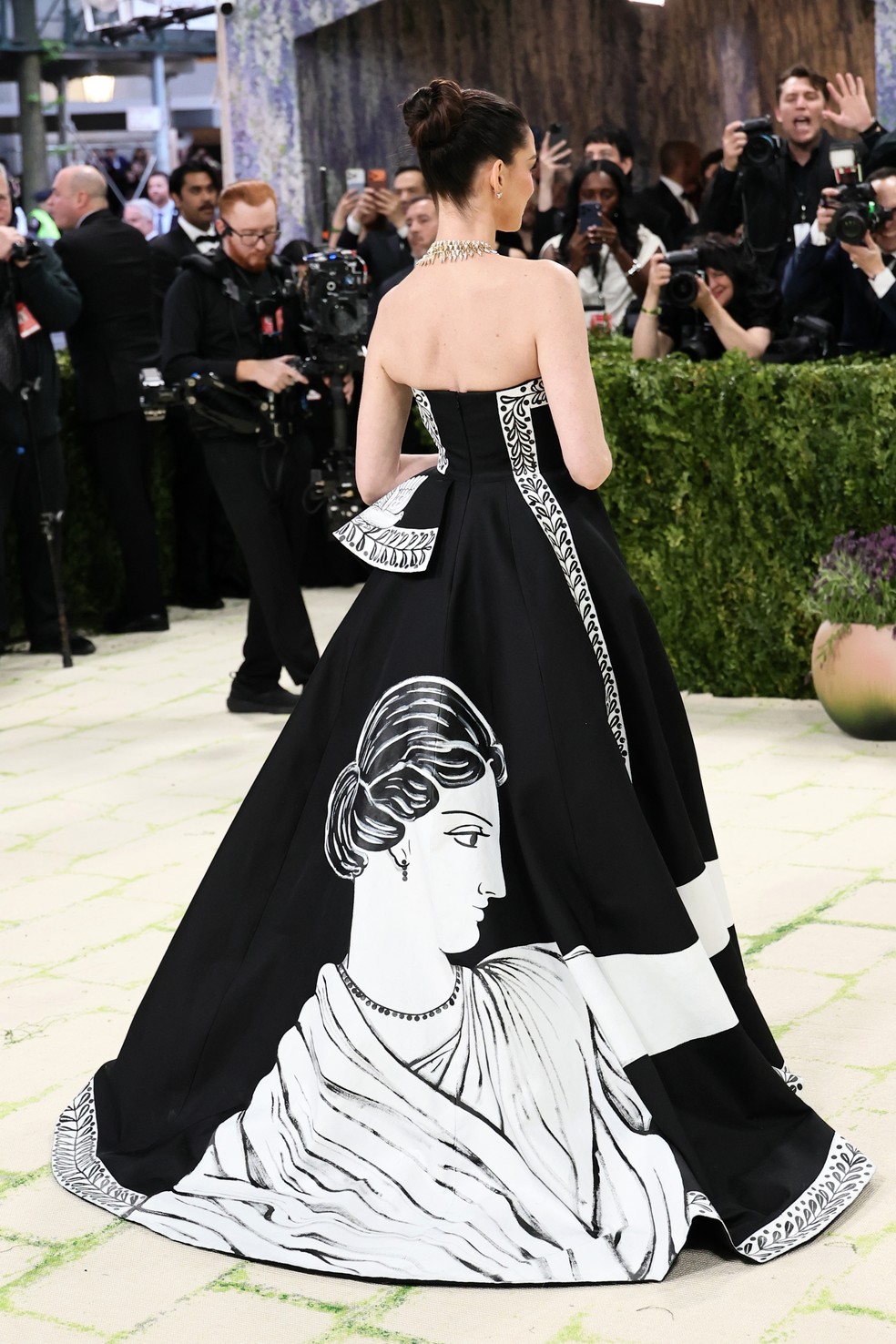 Met Gala 2026: Anne Hathaway — Foto: Getty Images