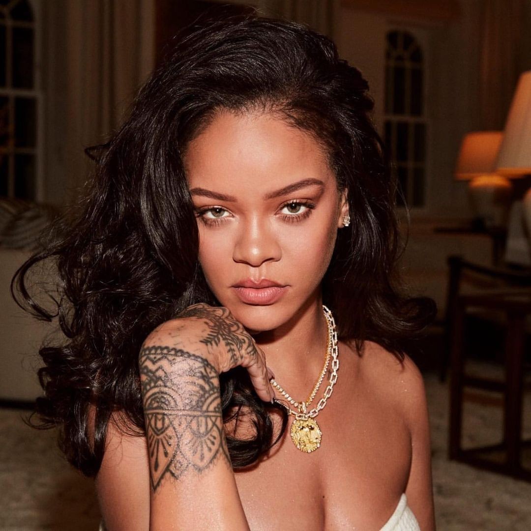Rihanna — Foto: Reprodução/Instagram @priscillaono