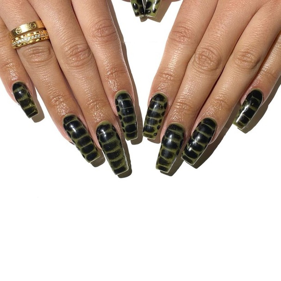 Unhas de Crocodilo (Foto: Reprodução / Instagram) — Foto: Glamour
