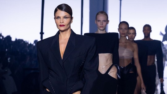 Mugler reúne time poderoso na semana de moda de Paris