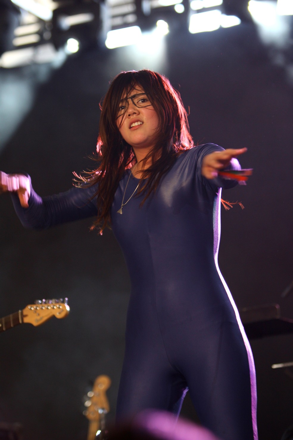 A vocalista Lovefoxxx na apresentação do Cansei de Ser Sexy no Coachella (2007) — Foto: Getty Images