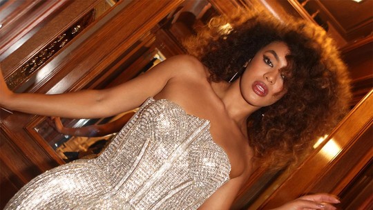 Raissa Santana narra "perrengue chique" para primeiro look em Cannes