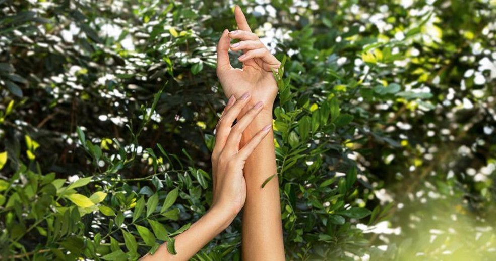 Creme para as mãos: 7 indicações da redação da Glamour (Foto: Reprodução/Natura) — Foto: Glamour