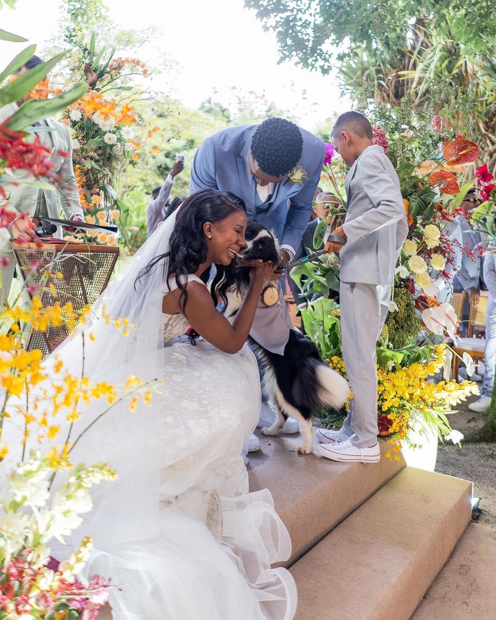 Camilla de Lucas abre fotos do casamento — Foto: Divulgação