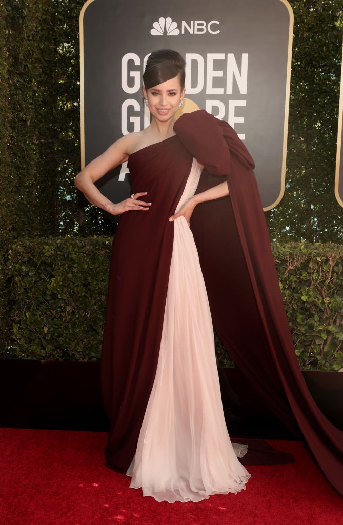 Sofia Carson, de Giambattista Valli