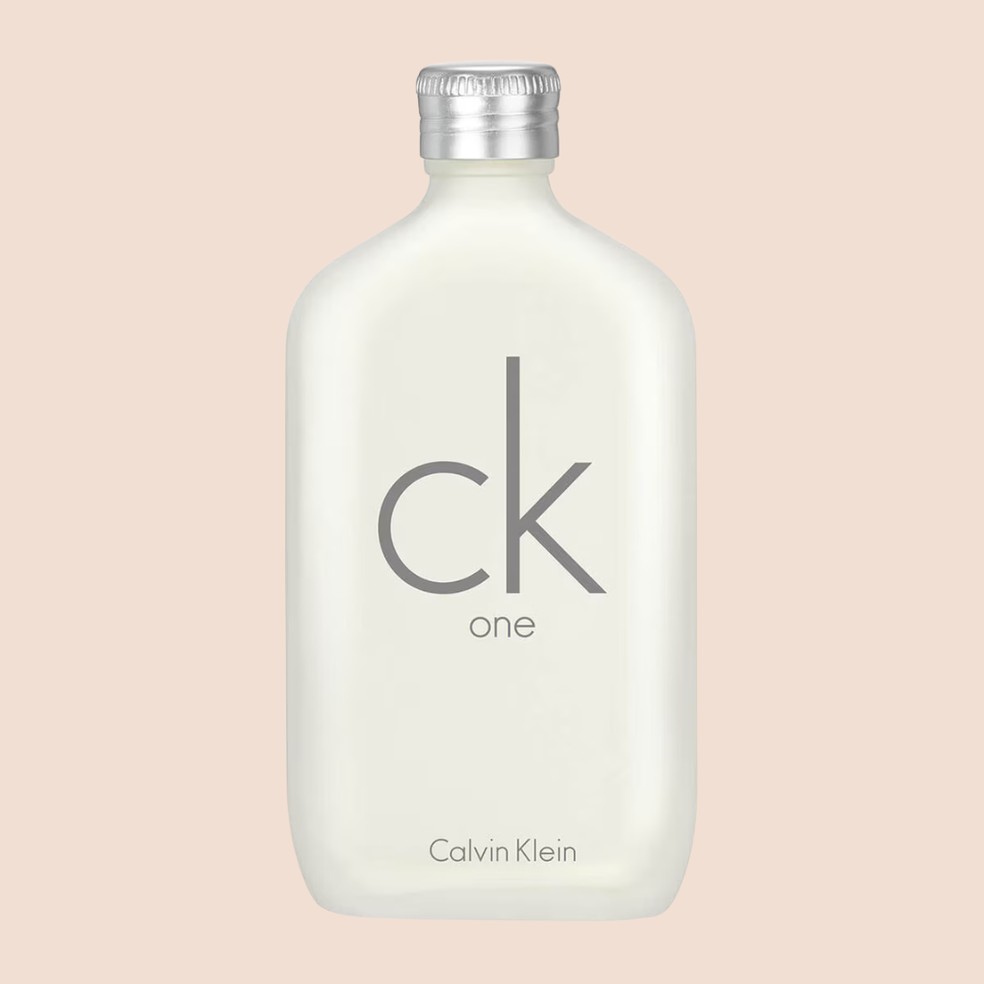 Perfume Ck One Unissex Eau de Toilette, Calvin Klein (de R$ 409 por R$ 303) — Foto: Divulgação