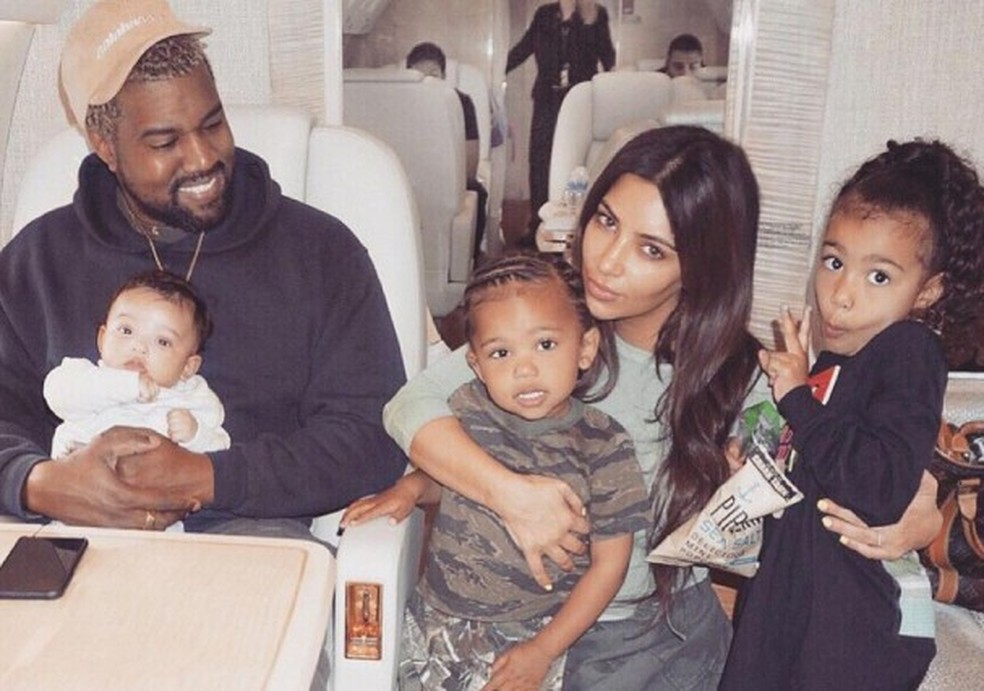 Novo reality show da família Kardashian deve acompanhar divórcio de Kim e Kanye  (Foto: Reprodução/Instagram) — Foto: Glamour