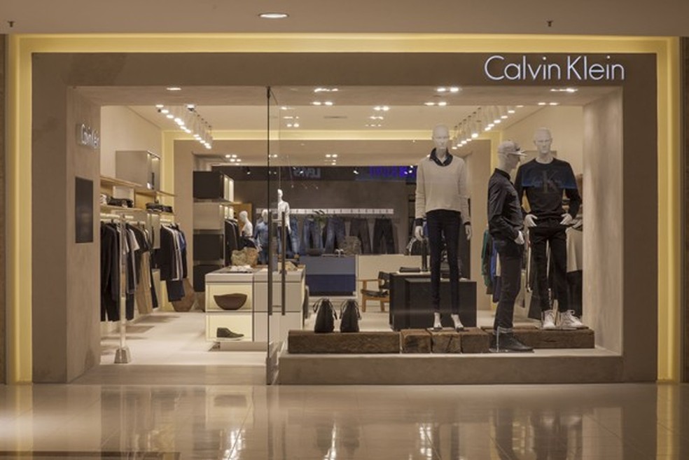 Calvin Klein inaugura loja conceito de 240 metros em São Paulo