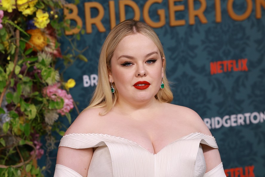 Bridgerton: os melhores looks de beleza de Nicola Coughlan, nova