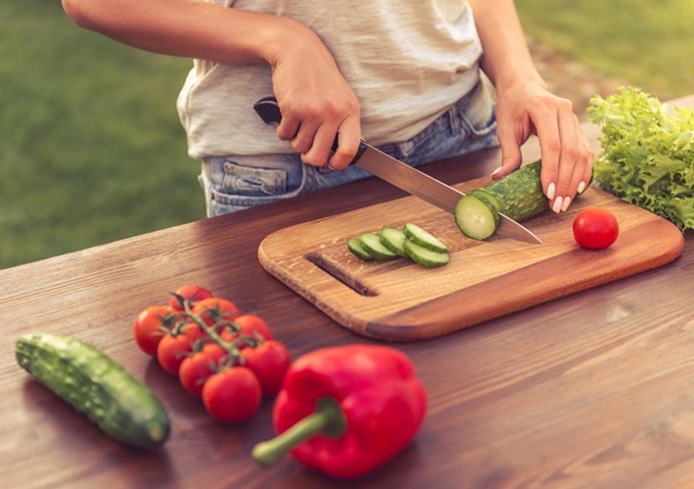 Dieta Silvestre prega uma alimentação 100% natural pra emagrecer (Foto: Thinkstock) — Foto: Glamour