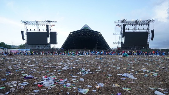 Festival termina deixando local irreconhecível por tanto lixo acumulado; Veja fotos! 