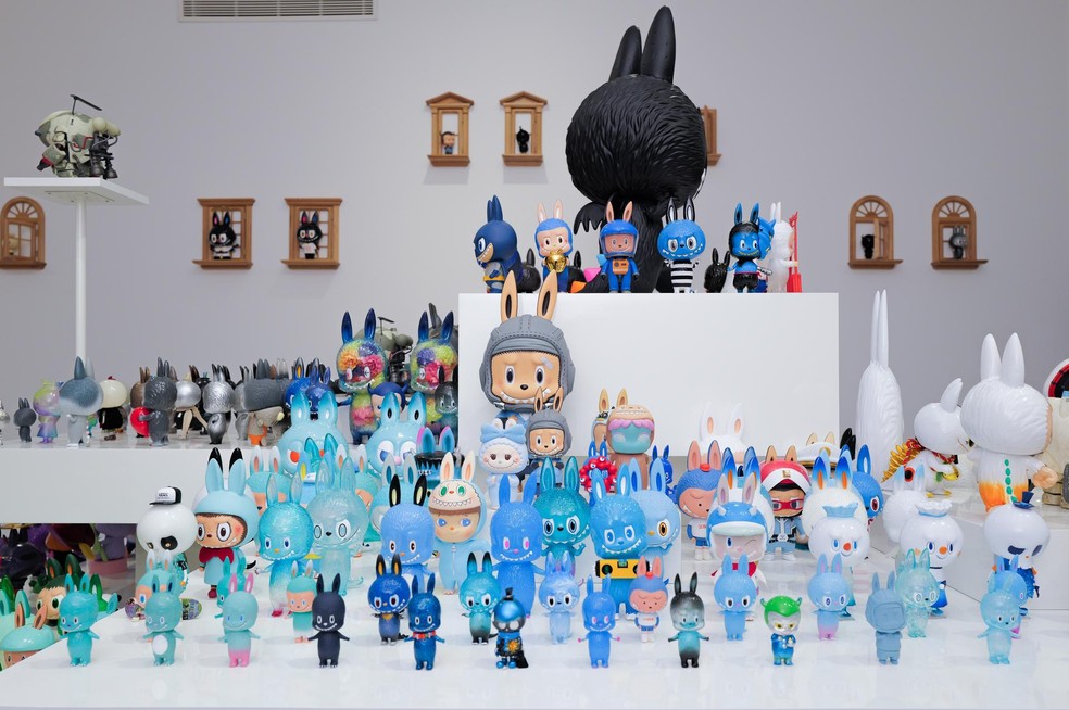 Labubu invade Paris: exposição celebra 10 anos do universo The Monster