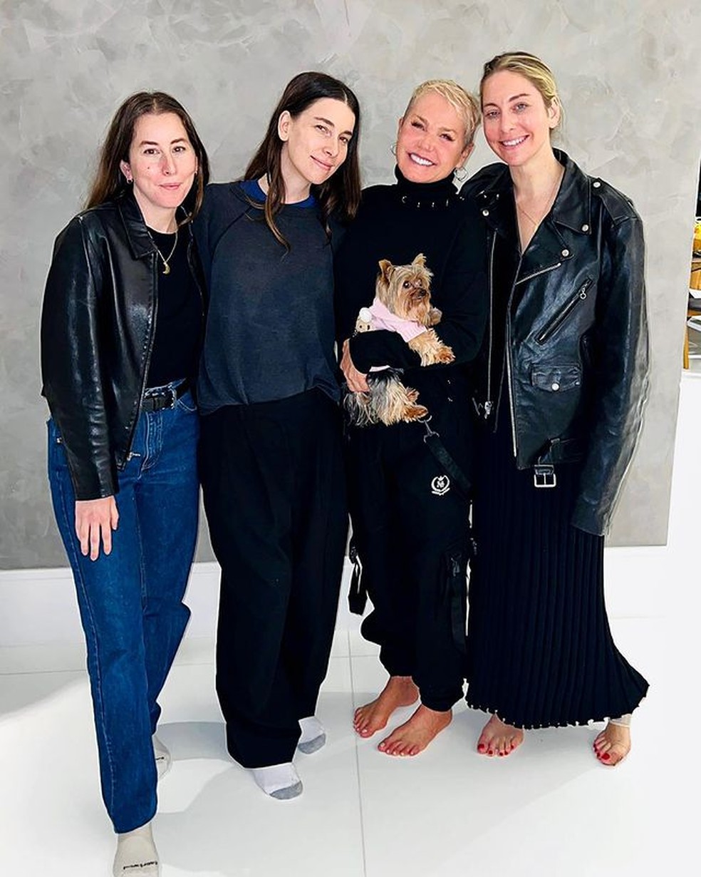 haim sisters net worth parents height jewish Image 9