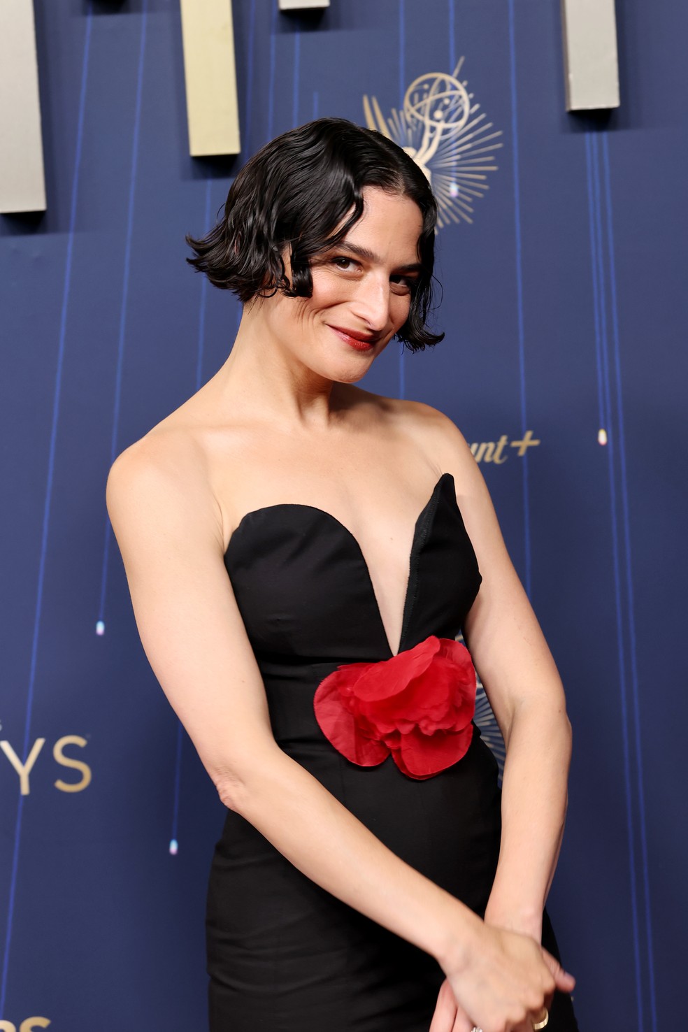 Emmy Awards 2025: cabelos curtinhos e bobs dominam o tapete vermelho da premiação — Foto: Getty Images