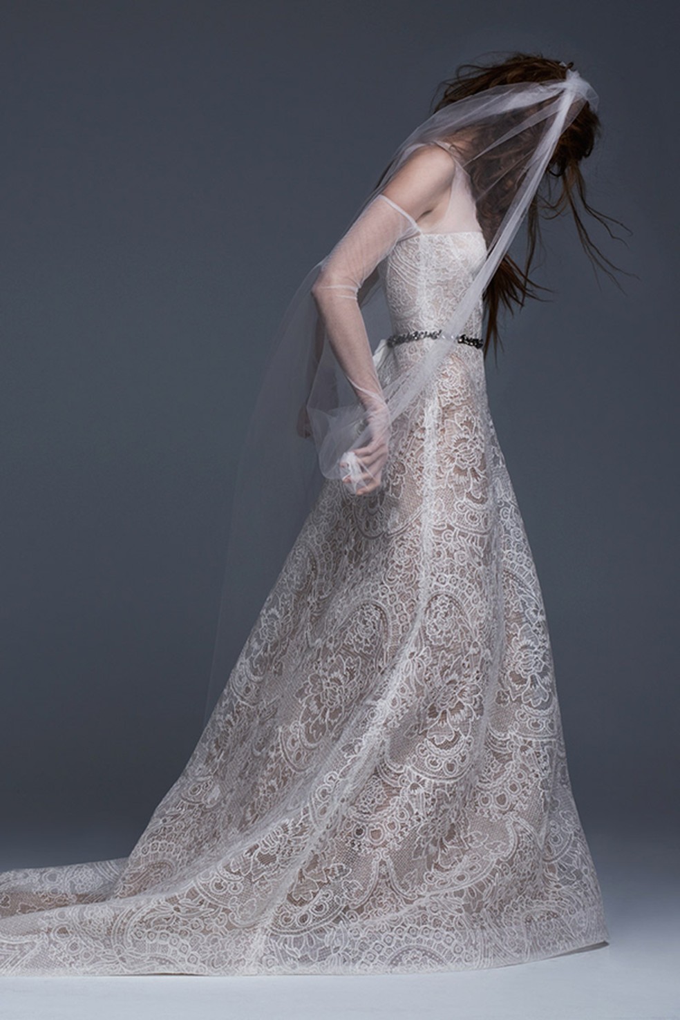 Casamento: vestidos de noiva de Vera Wang são pura inspiração