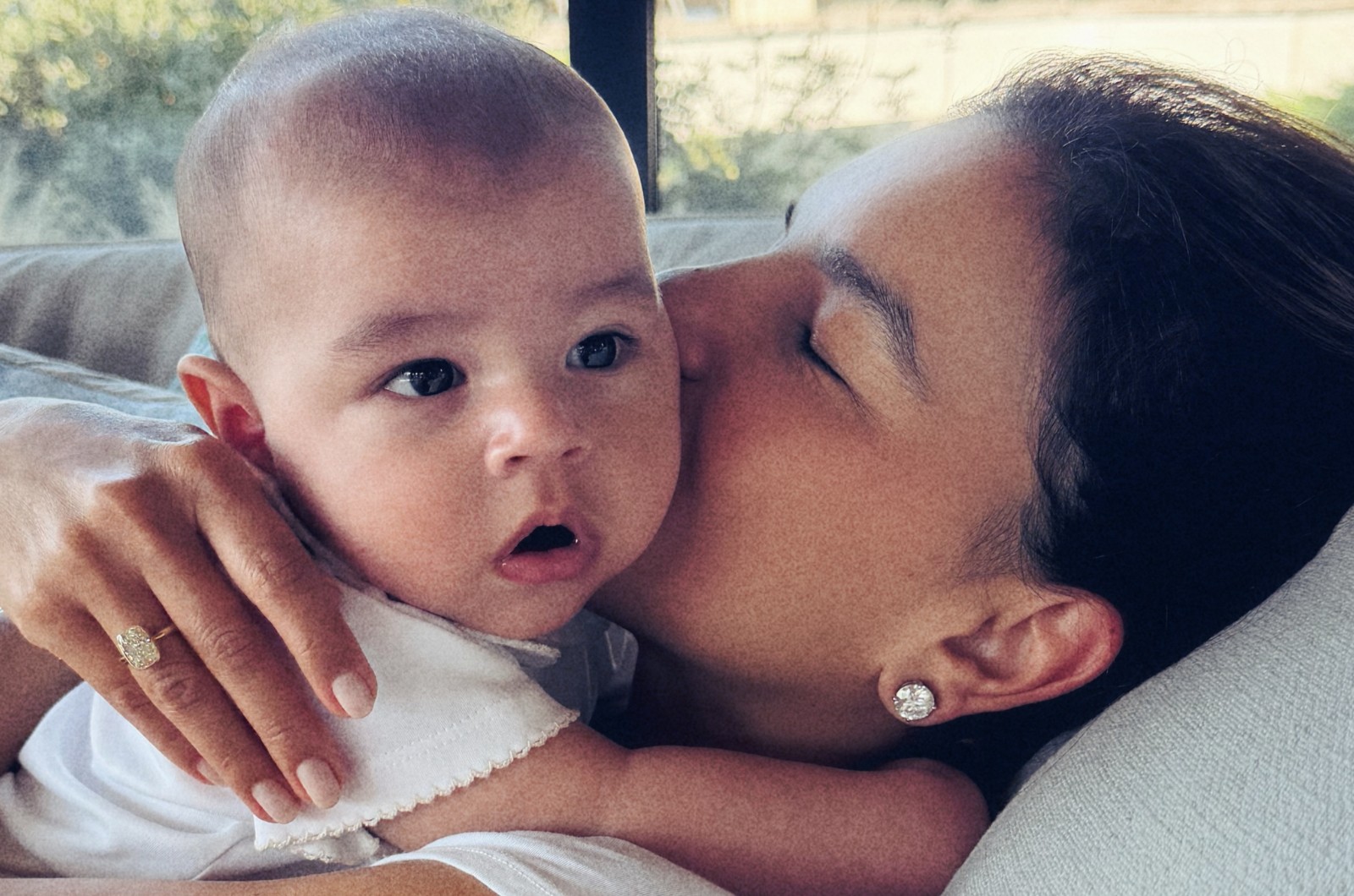 Cover image for Mariana Rios celebra mesversário do filho: '7 meses da mais pura felicidade'