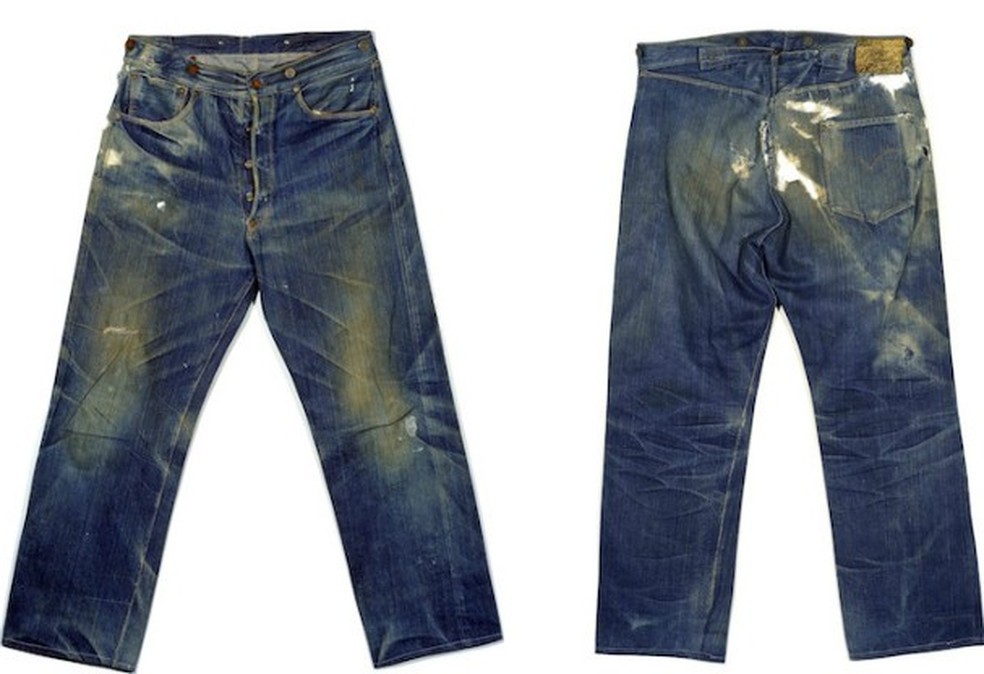 Calça jeans Levi's de 1890, com os botões característicos da 501! (Foto: Divulgação) — Foto: Glamour