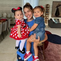 Virginia Fonseca com as filhas — Foto: Reprodução/Instagram