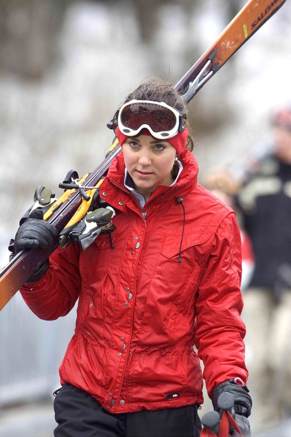 Kate Middleton esquiando na Suíça (Foto: UK Press via Getty Images) — Foto: Glamour