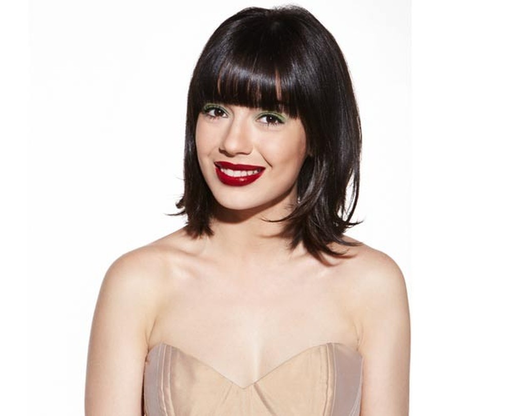 Juliana Tozzi, 28 anos, jornalista, tem fios grossos e retos (Foto: Robert Astley-Sparke) — Foto: Glamour