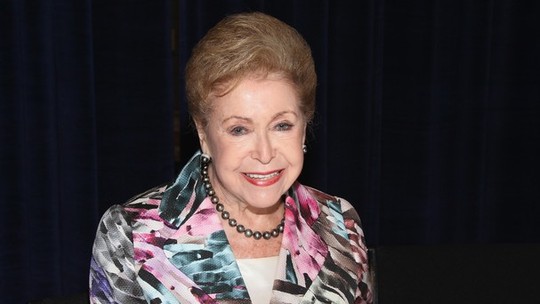 Mary Higgins Clark, escritora conhecida como a ‘rainha do suspense’, morre aos 92 anos